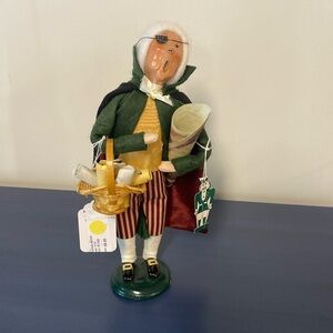 Buyers Choice Caroler, Drosselmeier with basket